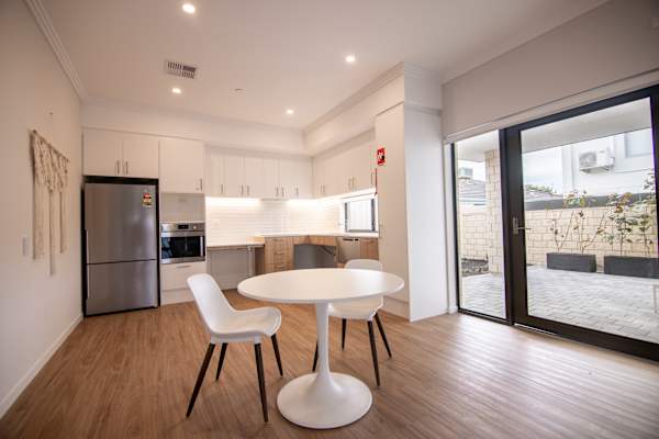 Isobel Street, Bentley property